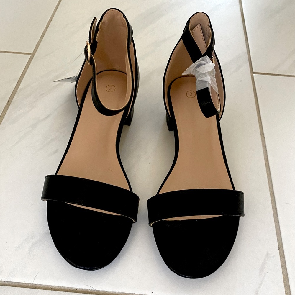 Komforme: Brand New Girls size 3 black dress Sandles